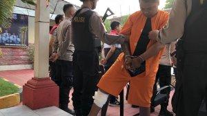 dalam-konferensi-pers-pengungkapan-kasus-pembunuhan-yang-dilakukan-oleh-Agus-Sugianto.jpg