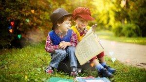 foto-ilustrasi-anak-anak-sedang-belajar-dan-membaca-buku.jpg