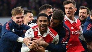 gelandang-arsenal-inggris-reiss-nelson-tengah-merayakan-setelah-mencetak-gol-ketiga.jpg