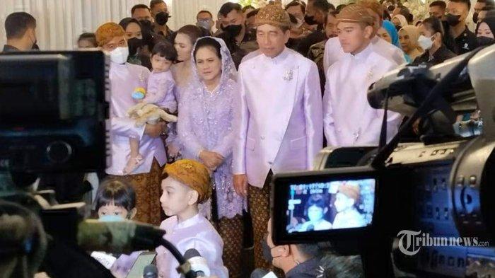 2-Cucu-Presiden-Jokowi-Dodo-Ditunjuk-Jadi-Pembawa-Cincin-Pernikahan-Kaesang-dan-Erina.jpg