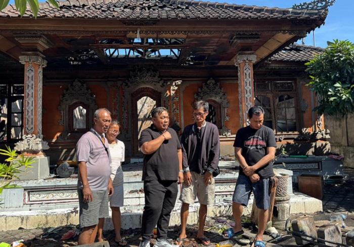 Nyoman Parta Galang Donasi, Bantu Seniman yang Rumahnya Ludes Terbakar Saat Pentas di PKB - Tribun-bali.com
