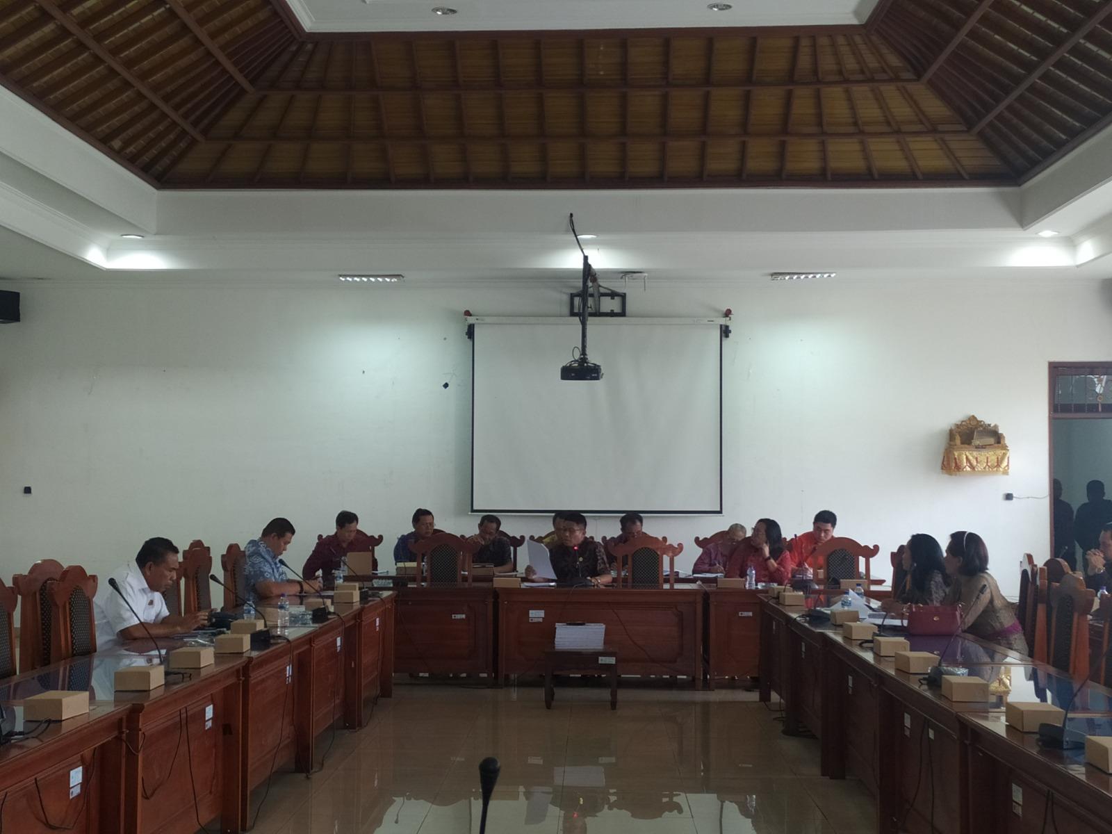 Dewan Usulkan NJOP Lahan Pertanian Diturunkan