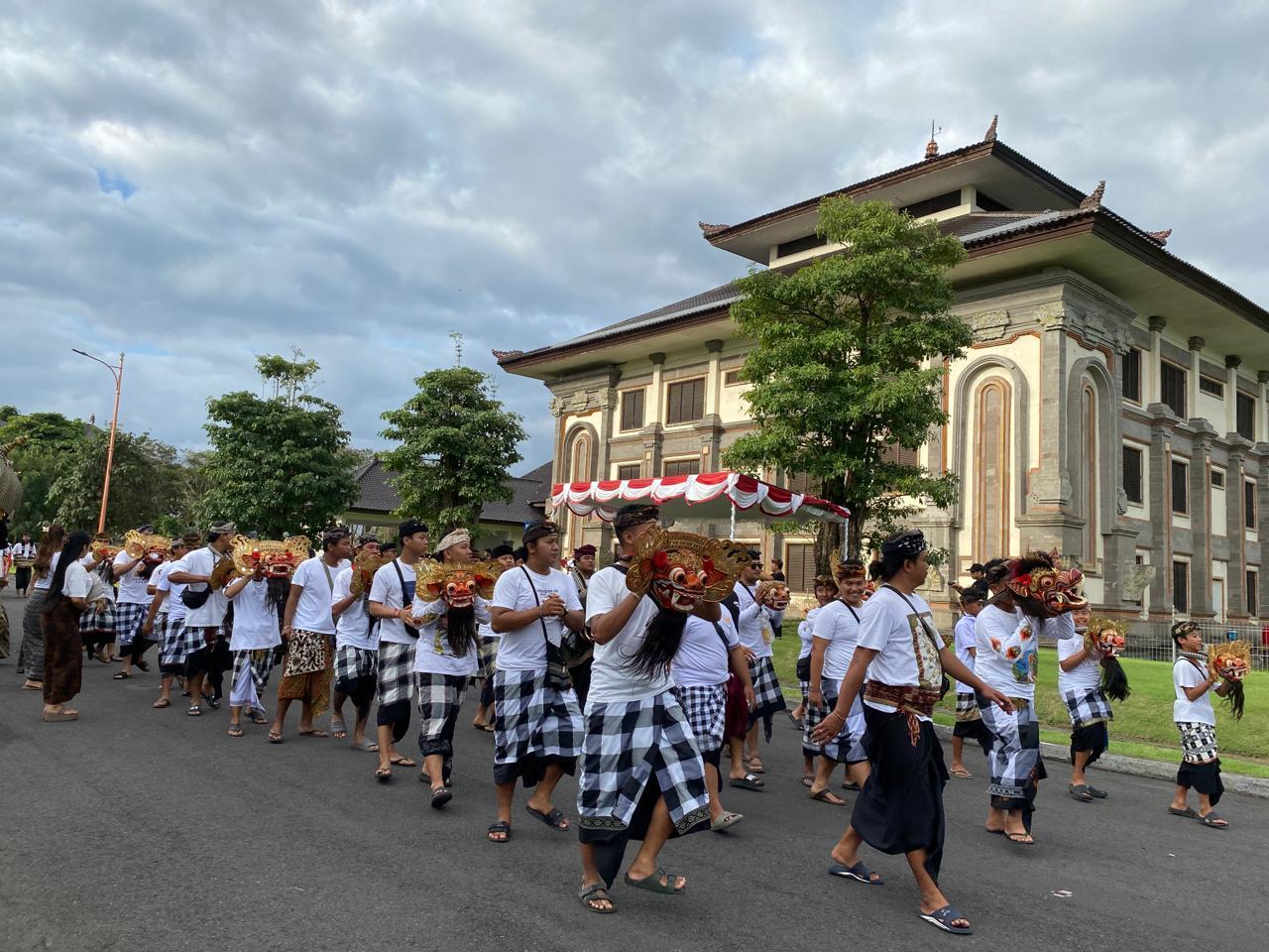 Badung-Dapat-Urutan-ke-9-di-Pembukaan-Pesta-Kesenian.jpg