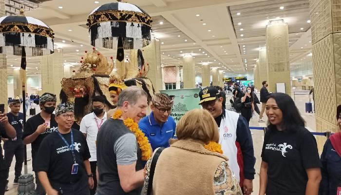 Bandara-Ngurah-Rai-Bali-lepas-penumpang-terakhir-tahun-2022.jpg