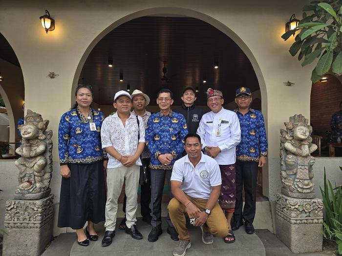 Bupati-Klungkung-I-Made-Satria-bersama-dengan-pihak.jpg