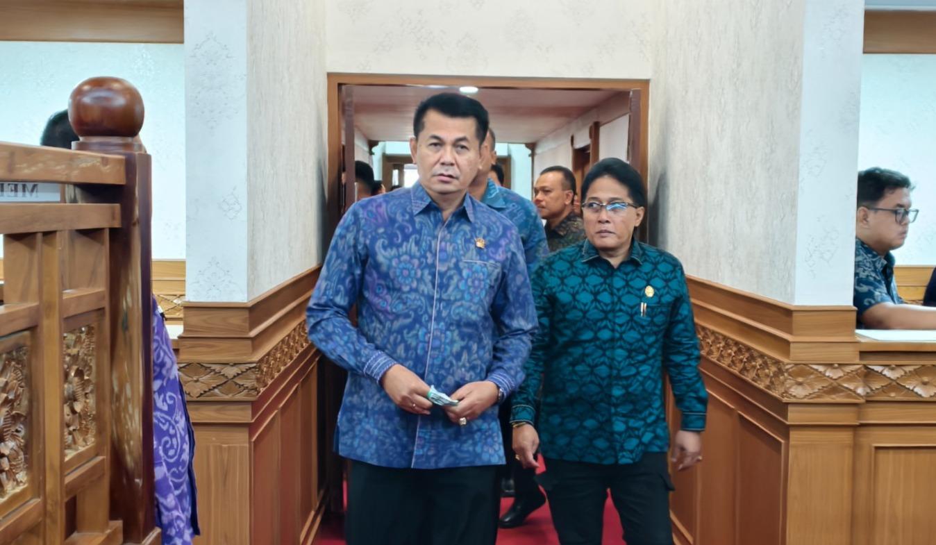 DPRD Bali Soroti SiLPA Rp712 Miliar dan Capaian Belanja yang Hanya 88 Persen - Tribun-bali.com