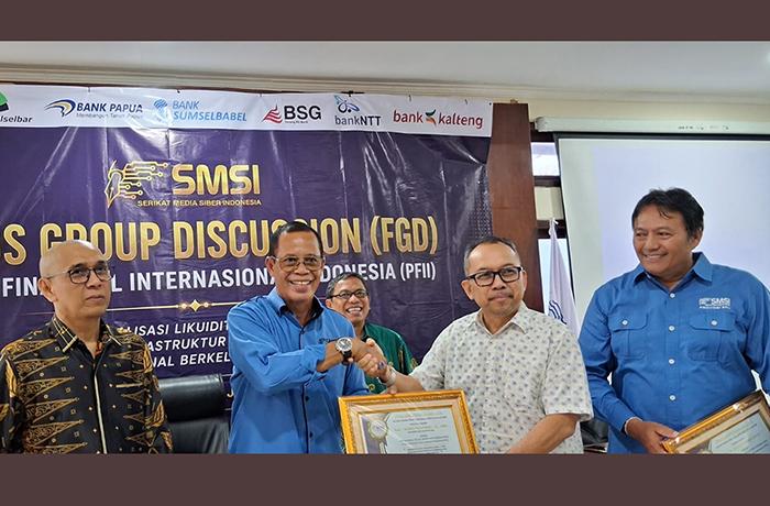 SMSI Ingatkan DPR Soal Risiko Celah Hukum dalam Pembentukan Pusat Finansial Internasional Indonesia - Tribun-bali.com