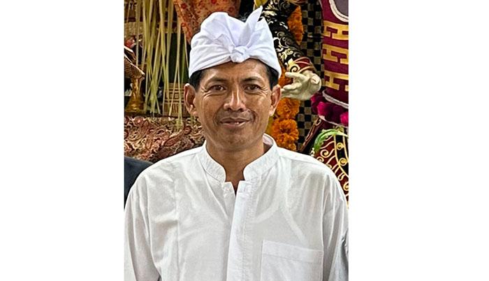 Foto-semasa-hidup-I-Nengah-Sugita-guru-SMAN-1-Bangli.jpg