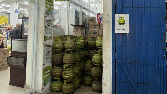 Gas-Elpiji-3-Kg-Kembali-Langka-di-Denpasar-Dewan-Angkat-Bicara.jpg