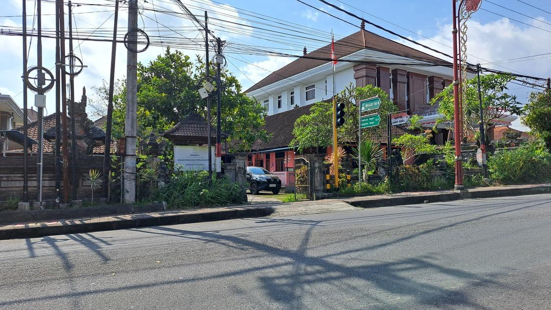 Gedung-kantor-Bawaslu-yang-akan-dimanfaatkan-untuk-perluasan-SMAN-1-Bangli.jpg