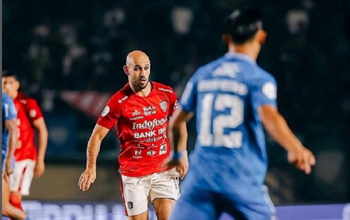 Gelandang-Bali-United-Mohammed-Rashid-saat-berlaga-melawan-Persib-Bandung-di-Liga-1.jpg