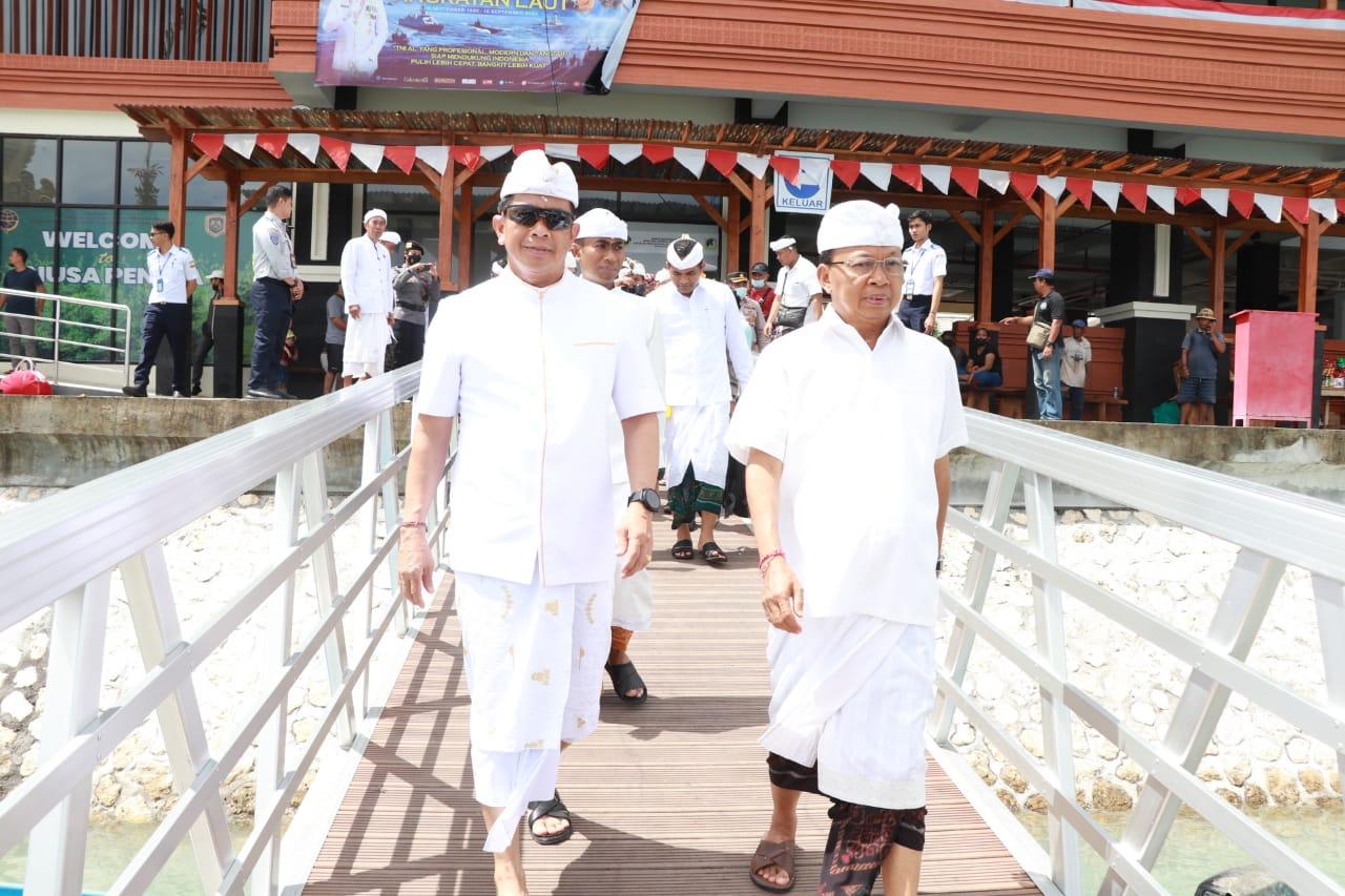 Gubernur-Bali-Wayan-Koster-Tinjau-Pelabuhan-Sampalan-Dan-Bias-Munjul-Di-Nusa-Penida.jpg