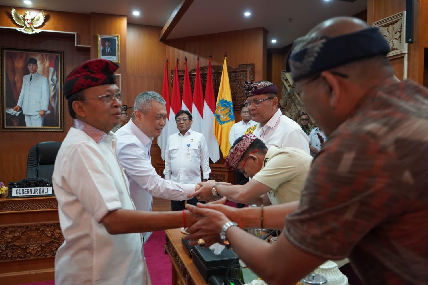 Gubernur Koster dan Menhub Sepakati Pengembangan Bandara Letkol Wisnu hingga Water Taxi di Bali - Tribun-bali.com
