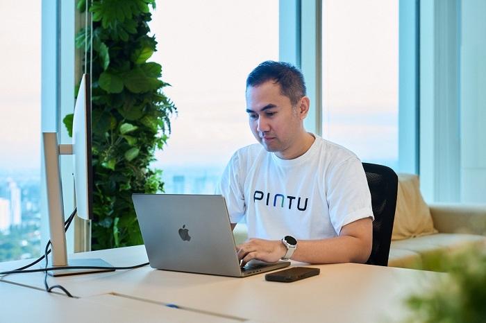 Head-of-Product-Marketing-PINTU-Iskandar-Mohammad-896.jpg