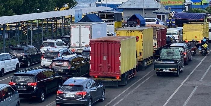Jumlah Kendaraan Masuk Bali Turun, Kendaraan Keluar Bali Naik 4 Persen