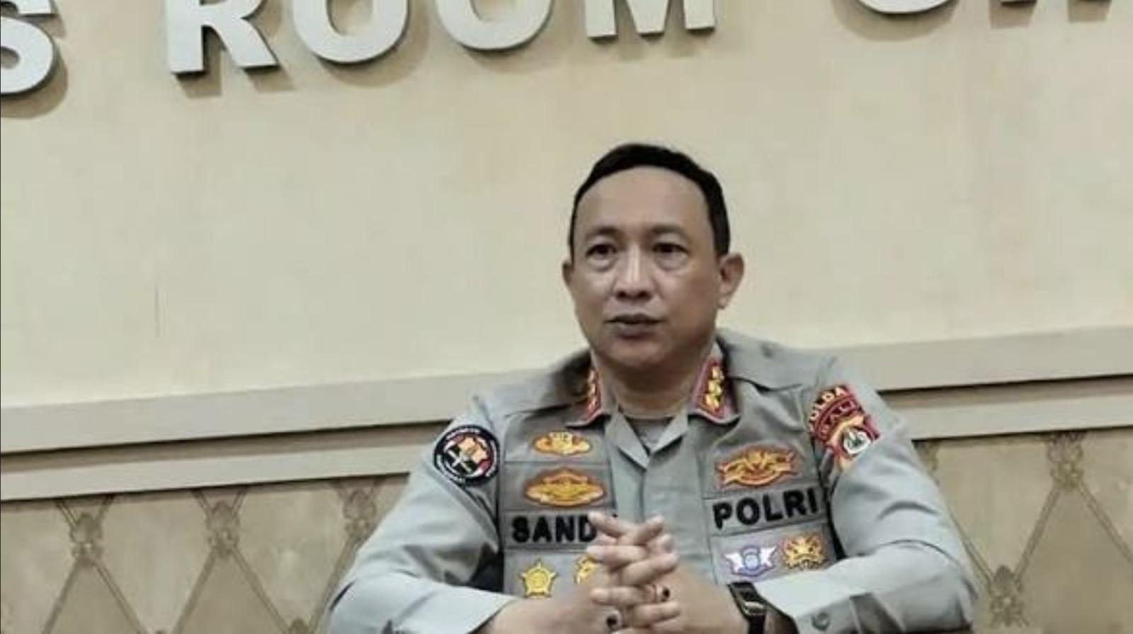 KPK-Sempat-Periksa-Terduga-Kasus-Suap-KITAS-KITAP-di-Polda-Bali-2-Orang-Dibawa-ke-Jakarta.jpg