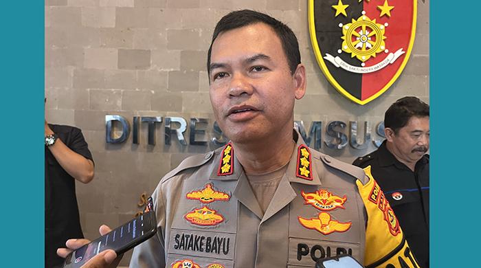 Kabid-Humas-Polda-Bali-Kombes-Pol-Stefanus-Satake-Bayu-Setianto-bicara-terkait-praktik-perjudian.jpg