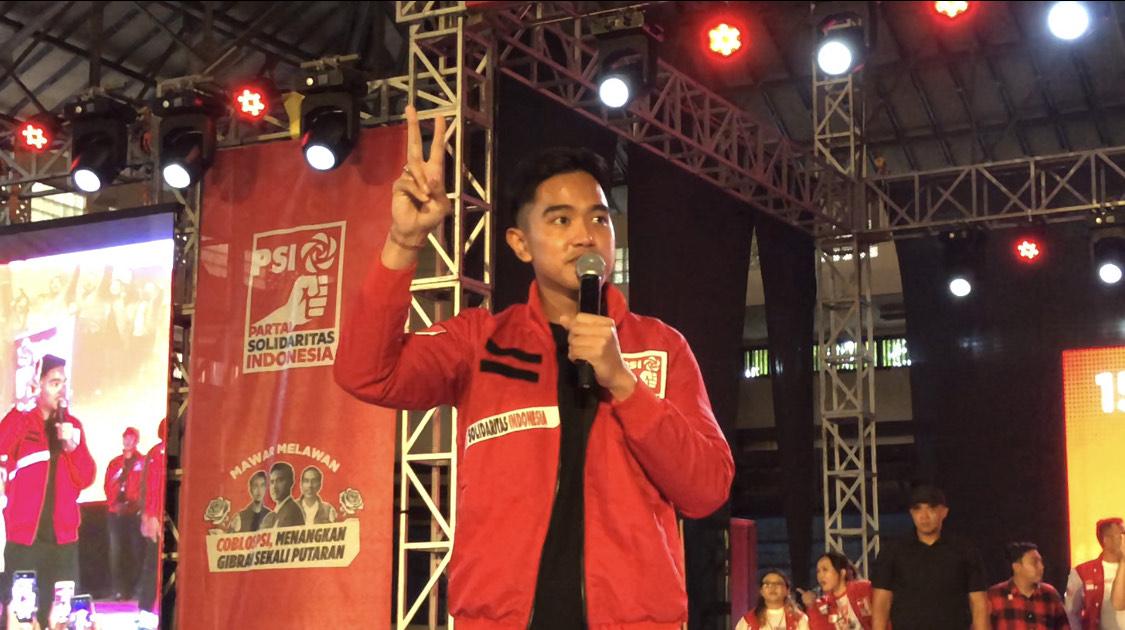 Kaesang-Pangarep-ketika-memberikan-sambutan-dalam-kampanye-akbar-PSI-di-Bali.jpg