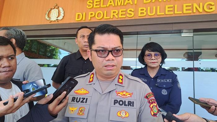Kapolres-Buleleng-AKBP-Ruzi-Gusman-Ia-menjelaskan-mengenai-kasus-penganiayaan-cv.jpg