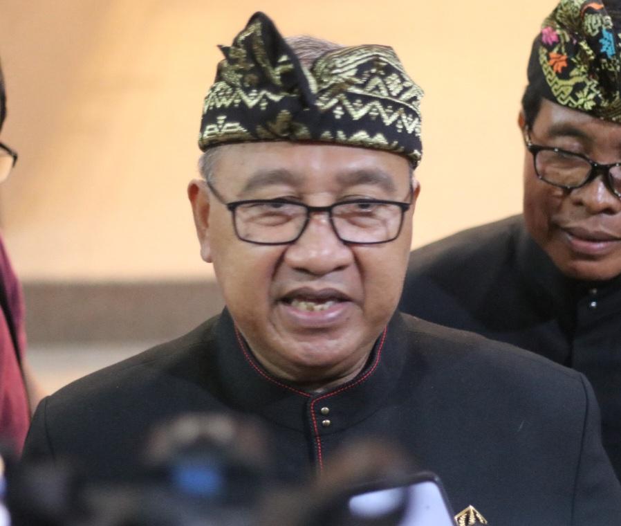 Ketua-DPRD-BKetua-DPRD-Badung-Putu-Parwataadung-Putu-Parwata.jpg