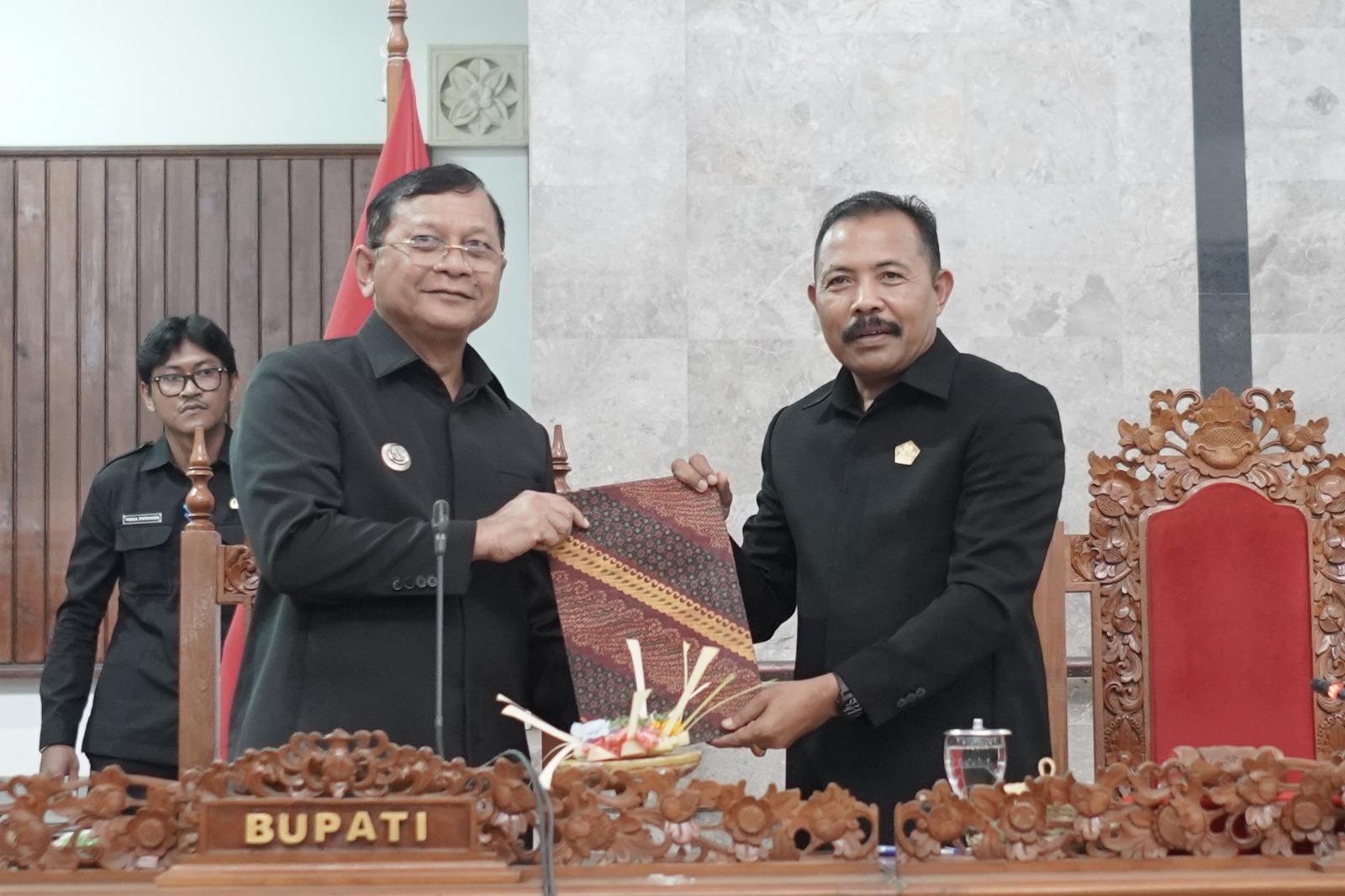 Ketua-DPRD-Buleleng-Ketut-Ngurah-Arya-bersama-Bupati-Buleleng.jpg