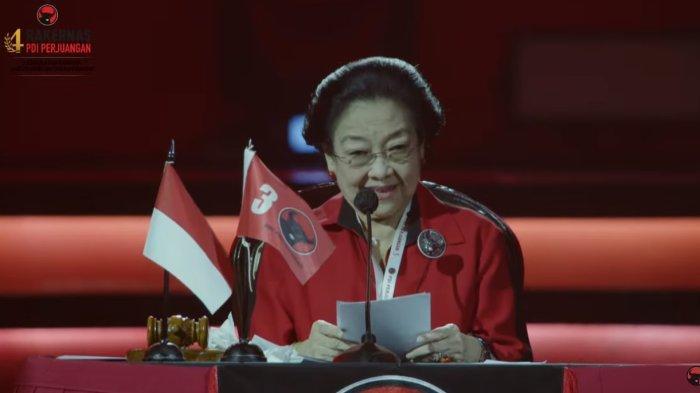 Ketua-Umum-PDIP-Megawati-Soekarnoputri-berpidato-pada-pembukaan-Rapat-Kerja-Nasional.jpg