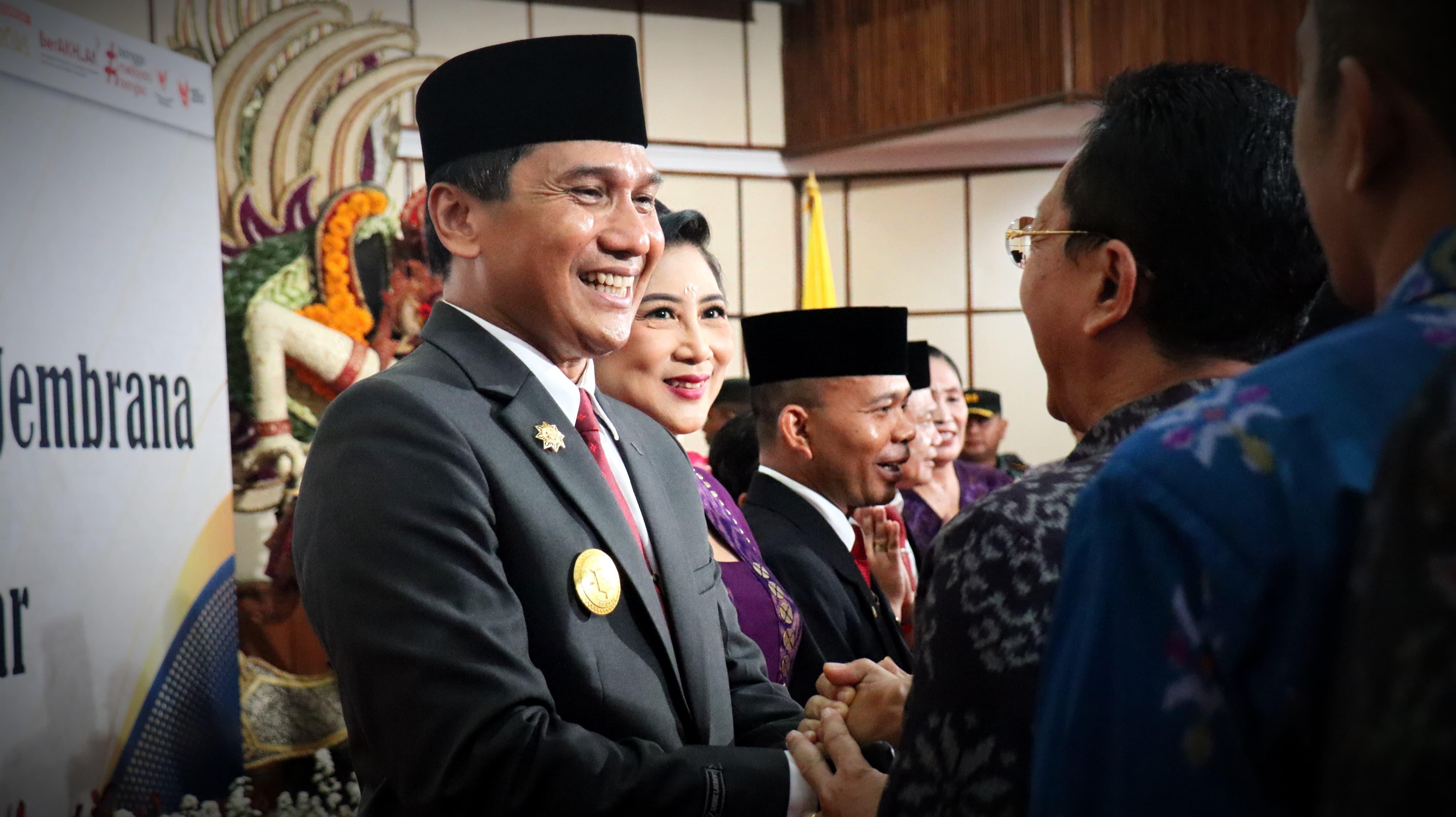 Ketut-Sukra-Negara-Dikukuhkan-Sebagai-Pjs-Bupati-Jembrana.jpg