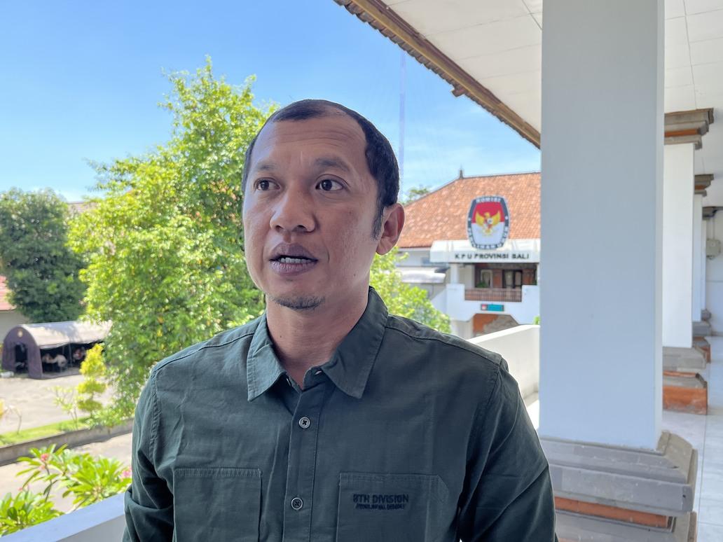 Komisioner-KPU-Bali-I-Gede-John-Darmawan-Ungkap-dua-penyelenggara-Pemilu-di-Bali-meninggal-dunia.jpg