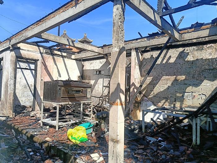 Rumah Seniman di Sukawati Ludes Terbakar Saat Ditinggal Pentas PKB, Kerugian Ditaksir Rp1 Miliar - Tribun-bali.com