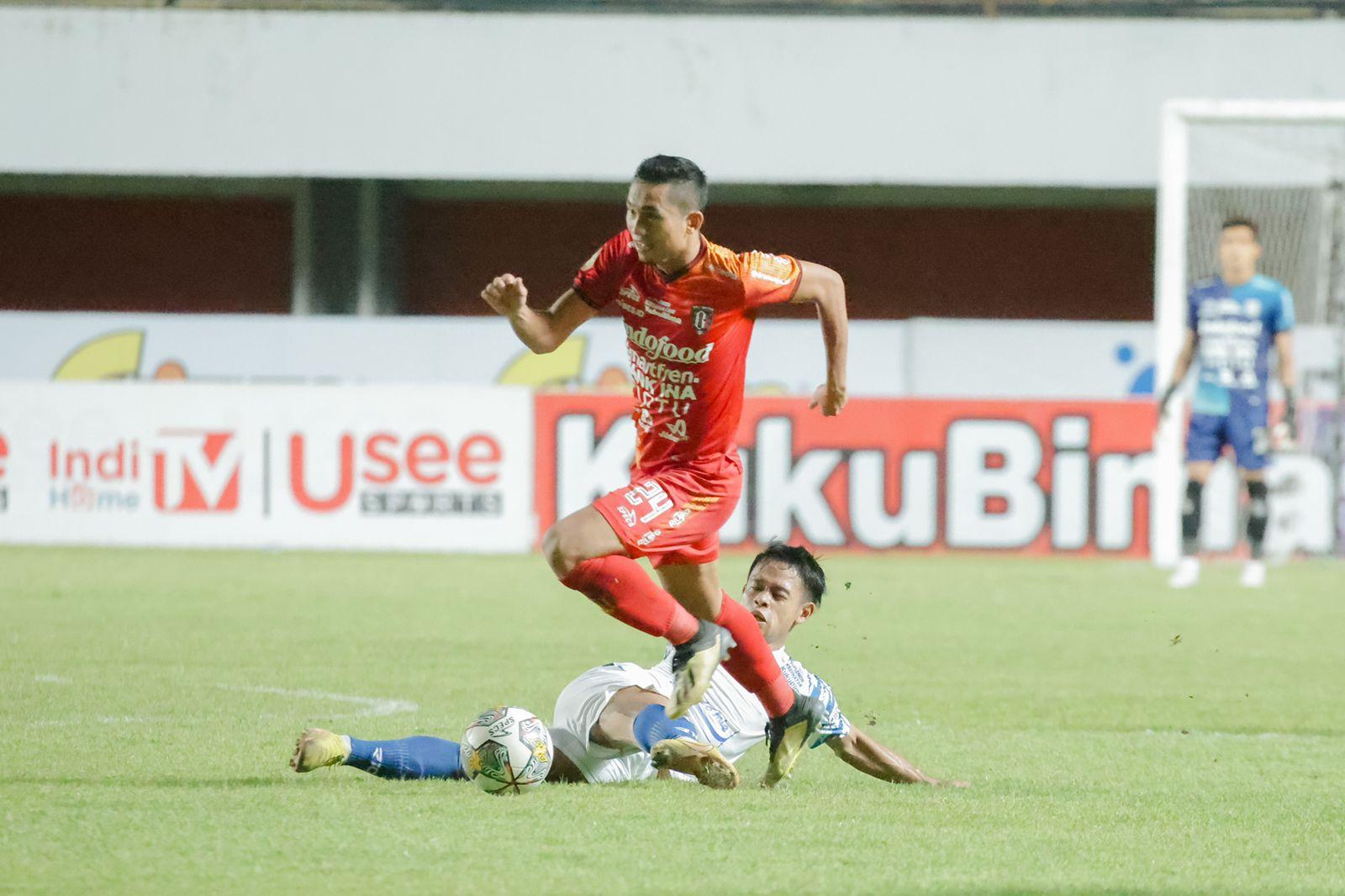 Laga-Bali-United-VS-PSIS-Semarang-2.jpg