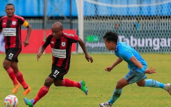 Laga-Persipura-Jayapura-vs-Persela-Lamongan-Liga-2-20242025-pekan-3.jpg