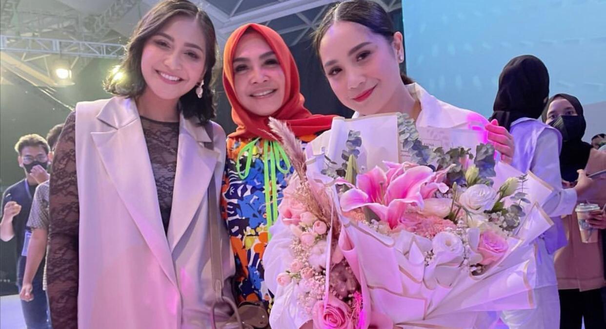 Mama-Rieta-Ungkap-Kebiasaan-Buruk-Istri-Raffi-Ahmad-Gigi-Ternyata-Sering-Lakukan-Hal-Jorok-Ini.jpg