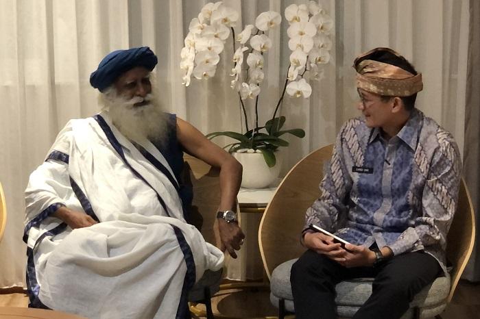 Menparekraf-Sandiaga-saat-berbincang-dengan-Sadhguru-44.jpg