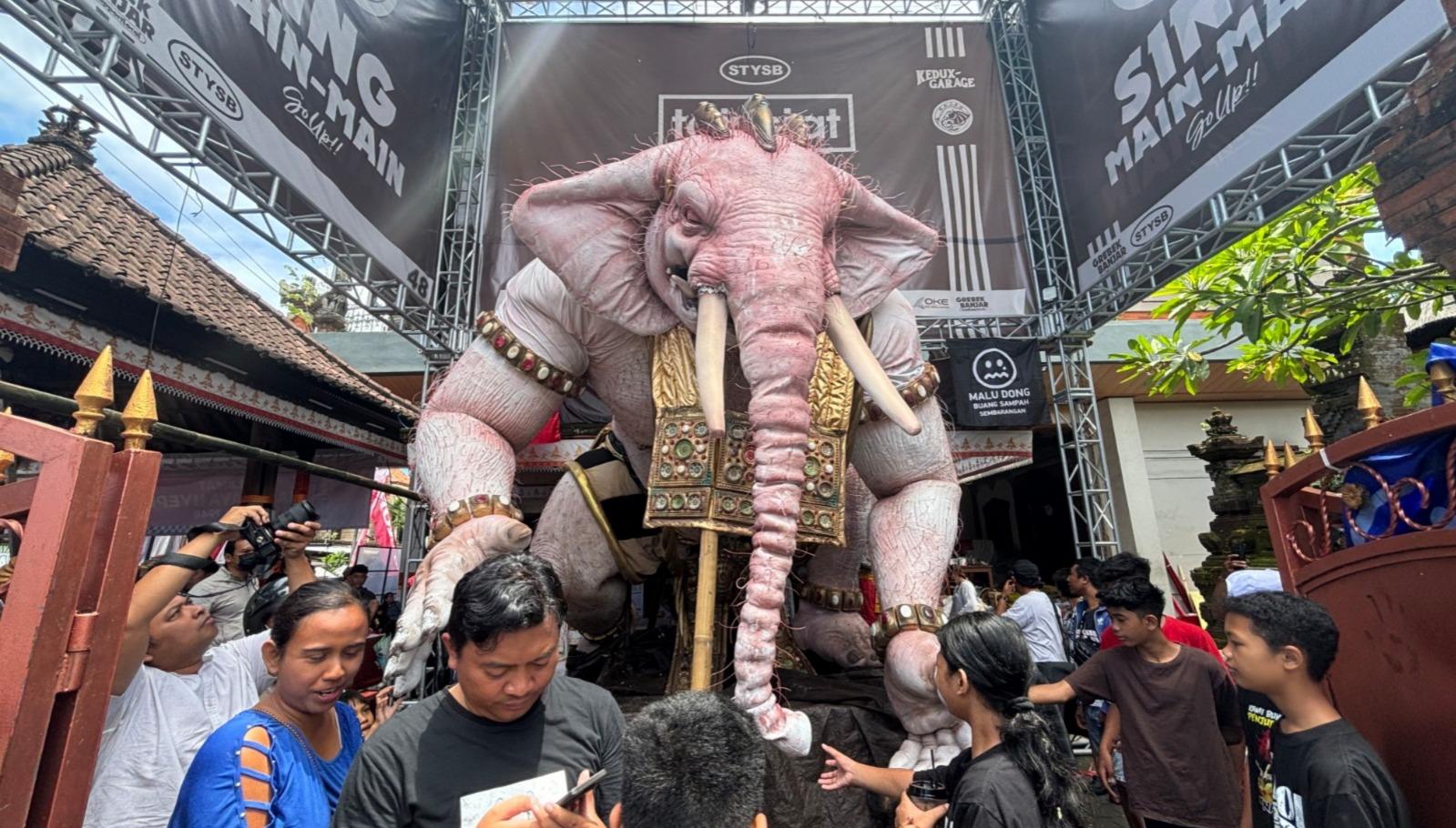 Ogoh-ogoh Gajah Karya Banjar Tainsiat Dijadwalkan Tampil di Acara Puncak Denpasar Youth 6.0 - Tribun-bali.com