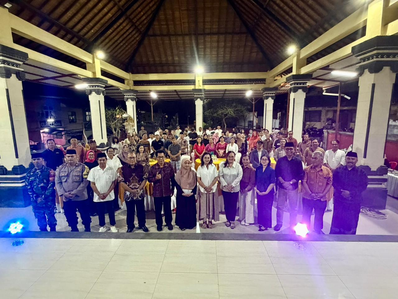 Nyonya-Rasniathi-Adi-Arnawa-Ramah-Tamah-Semarak-Gebyar-Idul-Adha-2026.jpg