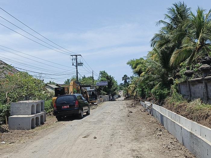 Telan Anggaran Rp 21 M, Pusat Perbaiki 2 Ruas Jalan PPN Pengambengan Jembrana via Program Inpres JD