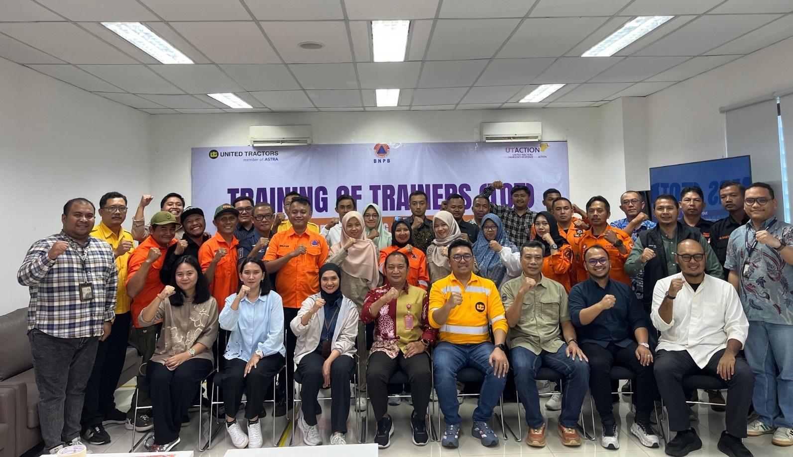 United Tractors Perkuat Kapasitas Desa Binaan melalui Training of Trainers Kampung Tangguh Bencana - Tribun-bali.com
