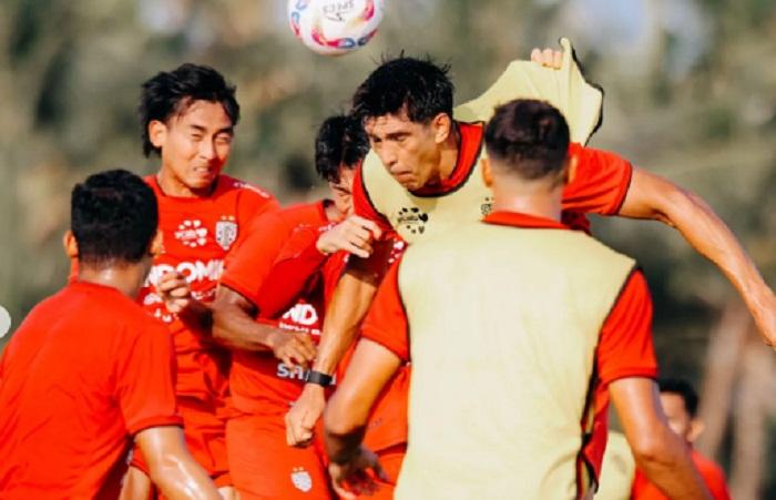 Para-pemain-Bali-United-berlatih-taktikal-gim-dalam-persiapan.jpg