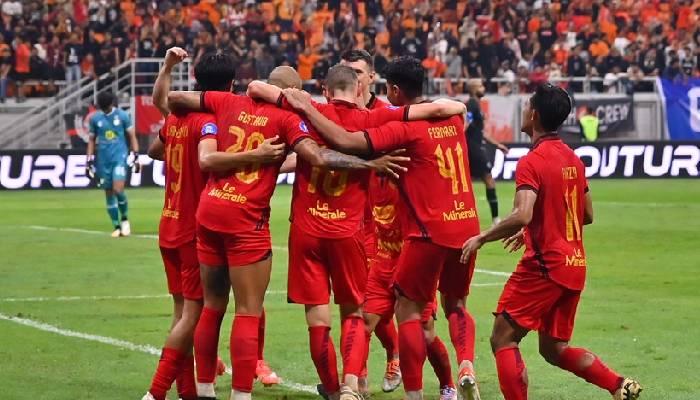 Para-pemain-Persija-Jakarta-dalam-laga-pekan-perdana-Liga-1-20242025.jpg