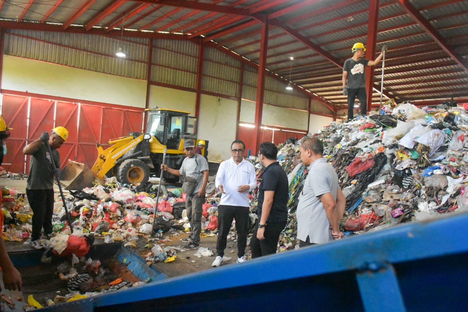 Pasang-3-Mesin-TPST-Tahura-1-Dan-2-Denpasar-Bali-Ditarget-Olah-Sampah-300-Ton-Per-Hari.jpg