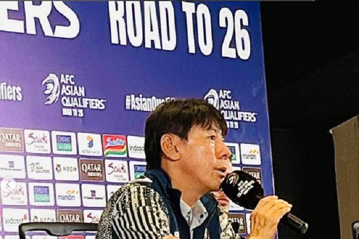 Pelatih-Timnas-Indonesia-Shin-Tae-yong-dalam-pers-conference-di-Kualifikasi-Piala-Dunia-2026.jpg