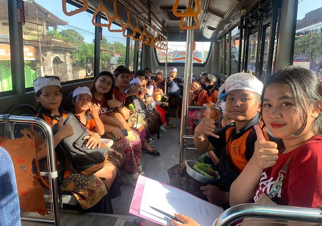 Pelayanan-bus-sekolah-Denpasar.jpg