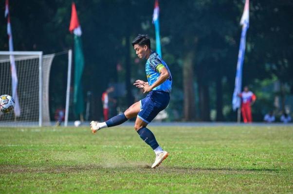 Pemain-Bali-United-Tegar-Infantrie-saat-membela-PSAU-Satu-Langit.jpg