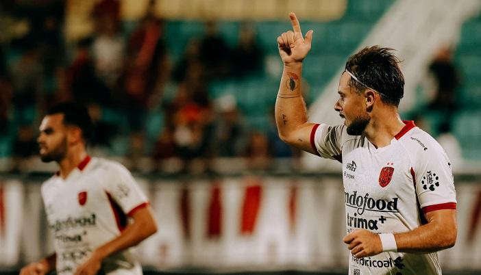 Pemain-Bali-United-Thijmen-Goppel1.jpg