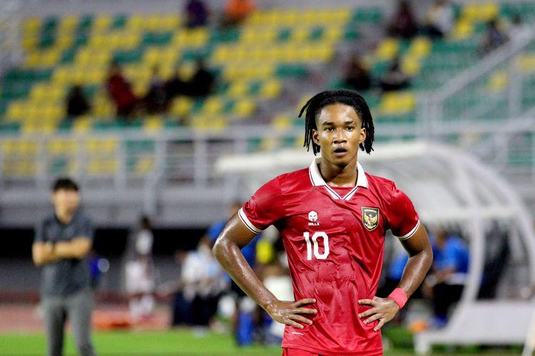 Pemain-Timnas-Indonesia-Ronaldo-Kwateh124.jpg