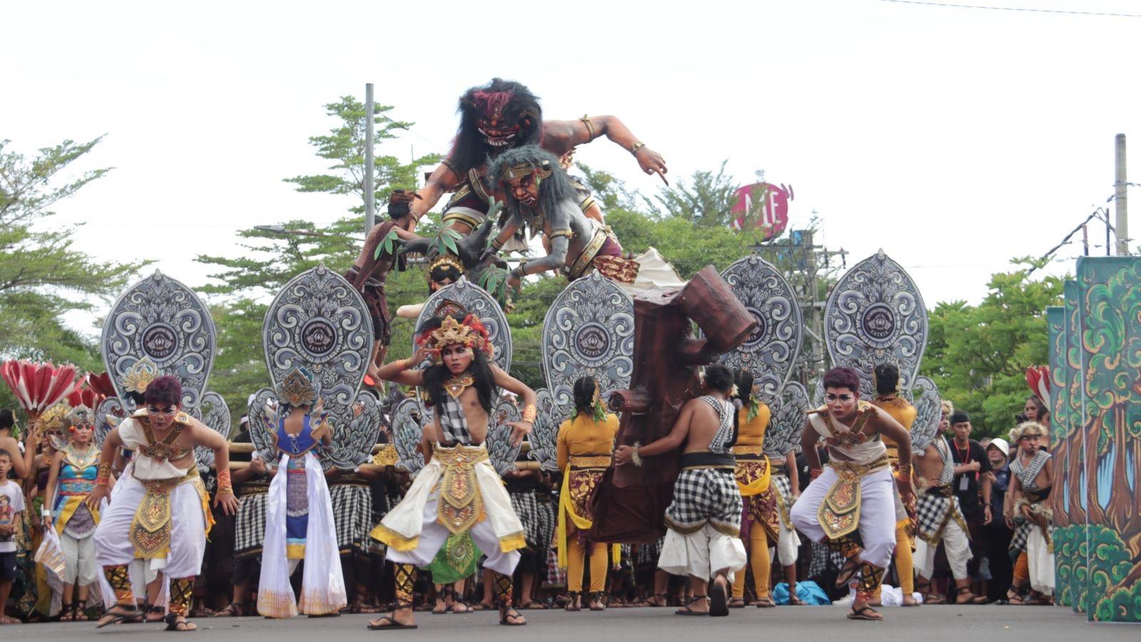 Penampilan-salah-satu-peserta-lomba-ogoh-ogoh-di-Catus-Pata-Kota-Negara.jpg