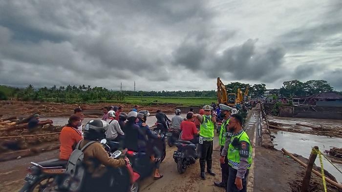 Potensi Banjir dan Longsor Paling Tinggi, BPBD Jembrana Ingatkan Ancaman Bencana di Musim Hujan