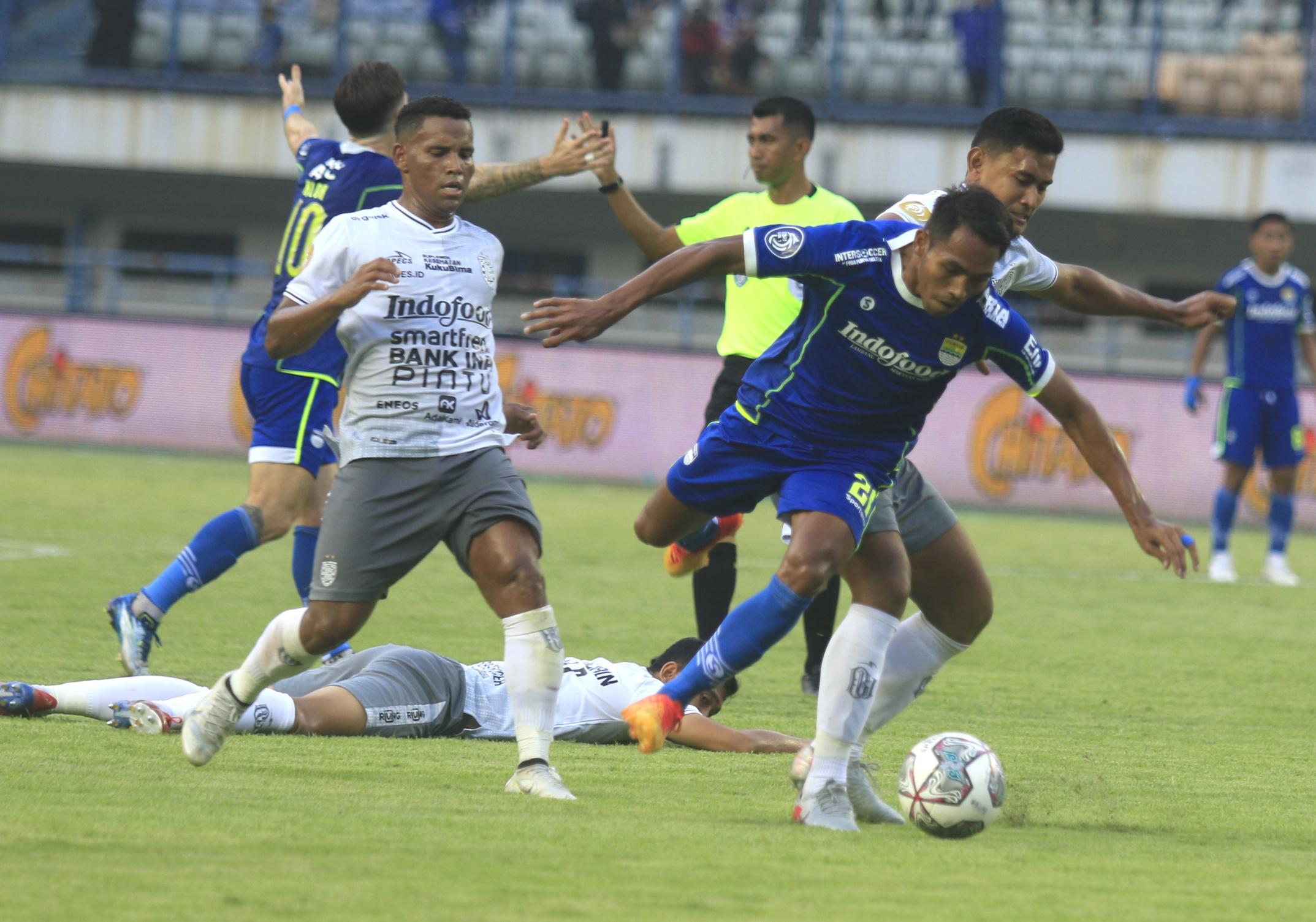 Persib-Bandung-vs-Bali-United-7354745373546.jpg