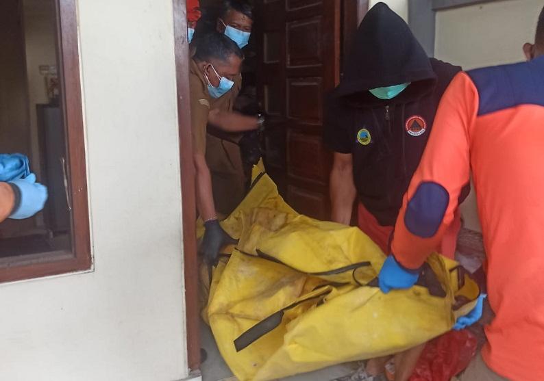 JENAZAH Sari Tanpa Busana Tergeletak di Lantai di Batubulan, Kematiannya Janggal Masih Dicaritahu!