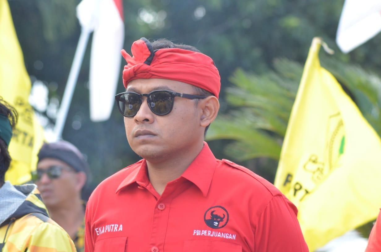 Politisi-PDI-Perjuangan-Asal-Marga-I-Putu-Eka-Putra-Nurcahyadi.jpg
